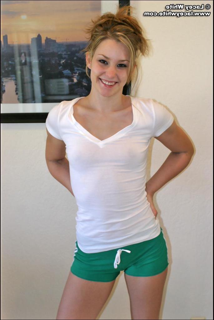 20P Pictures of teen girl Lacey White teasing you in a white shirt