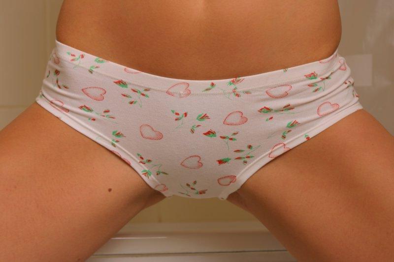 16P Pictures of teen girl Lana\'s Fantasies massaging her tits