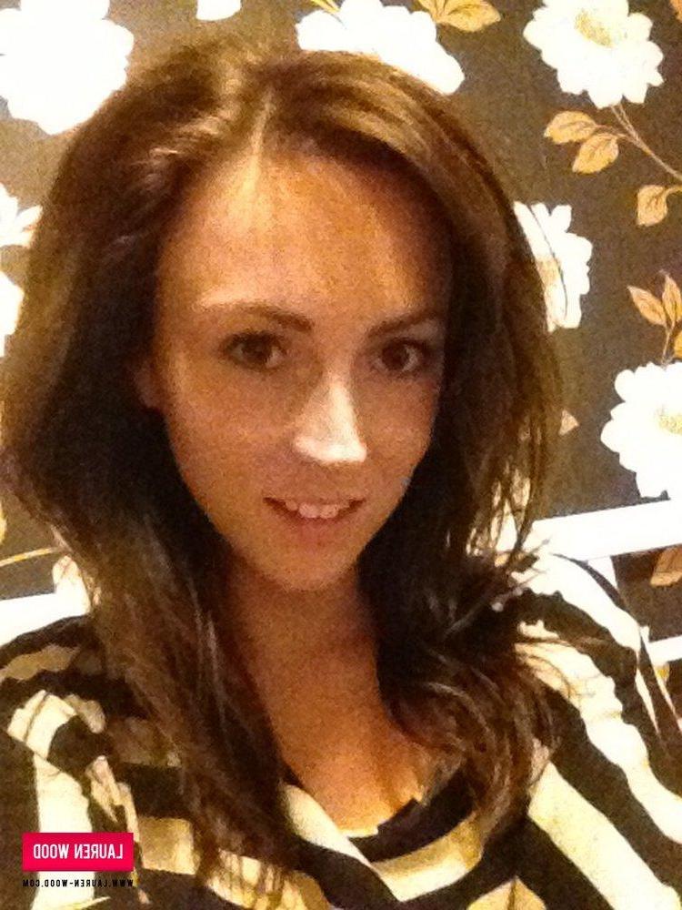 12P Lauren strips her stripy top and bra to reveal her big boobage