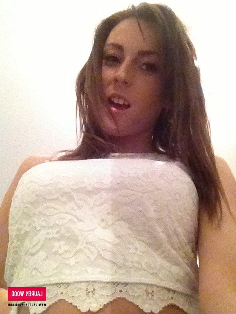 12P Laurenstrips her frilly white top and bra