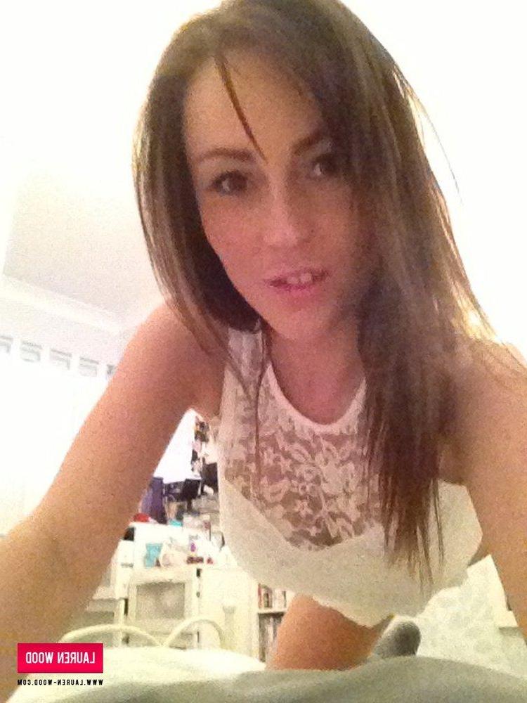 12P Laurenstrips her frilly white top and bra