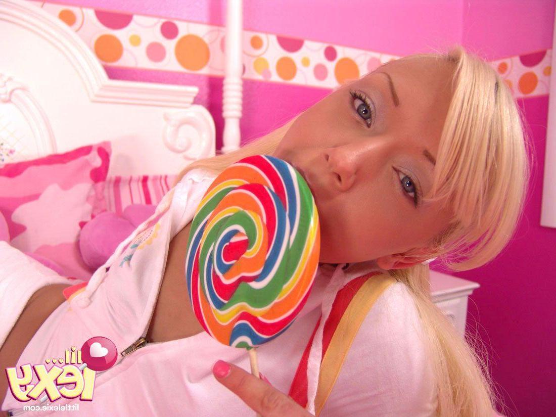 12P Pictures of teen star Little Lexie being a naughty girl