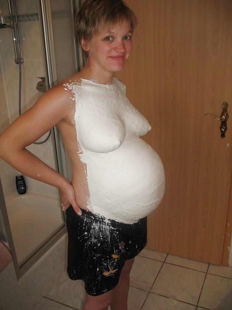 7P Ready to pop pregnant babe