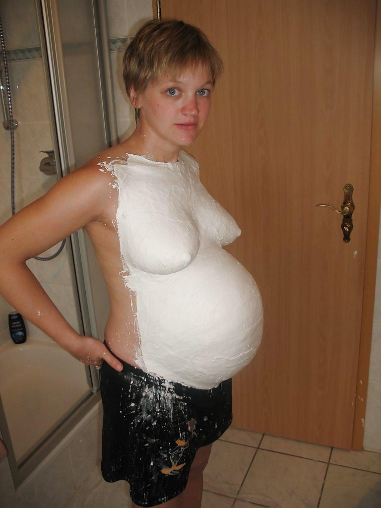 7P Ready to pop pregnant babe