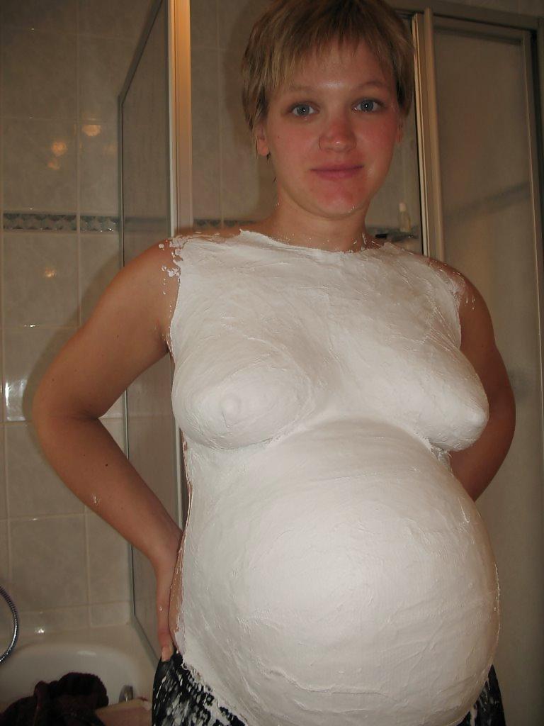 7P Ready to pop pregnant babe