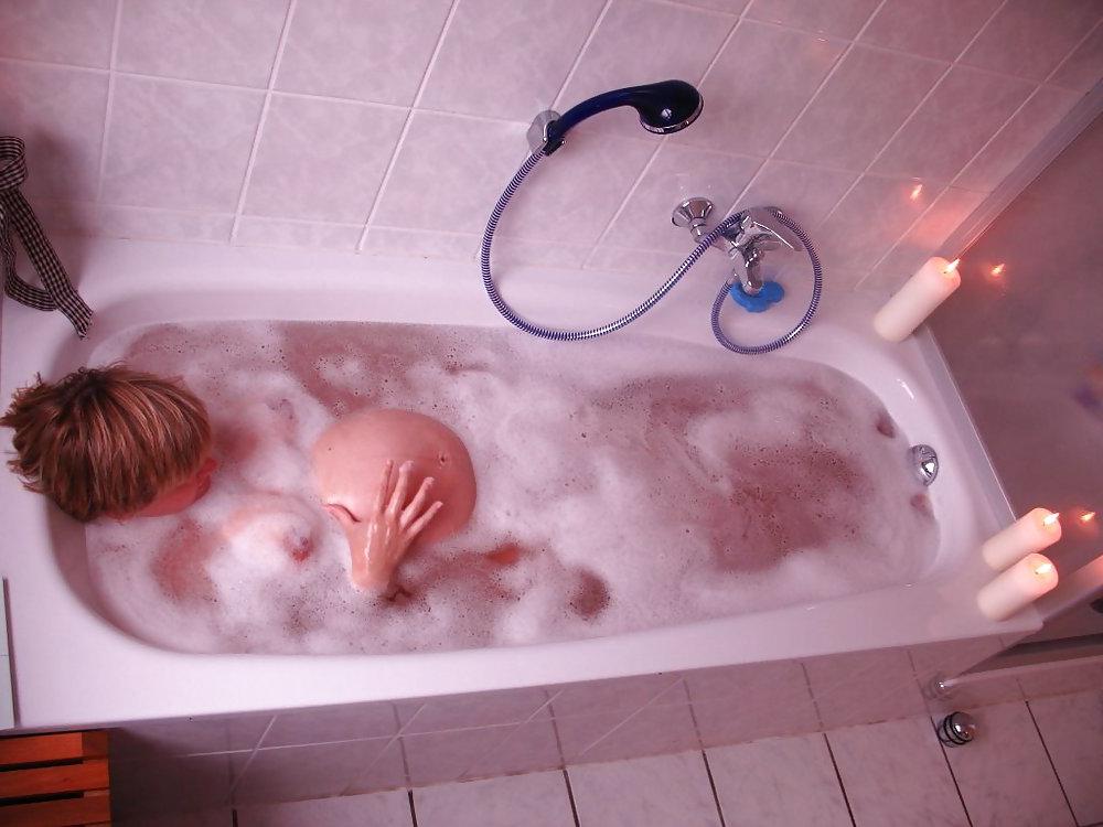 7P Ready to pop pregnant babe