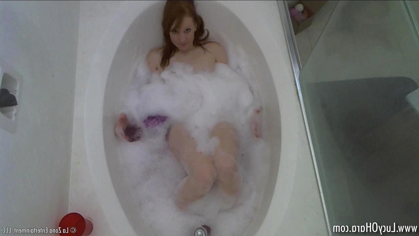 15P Lucy Ohara gives you a birds-eye view of her bubble bath