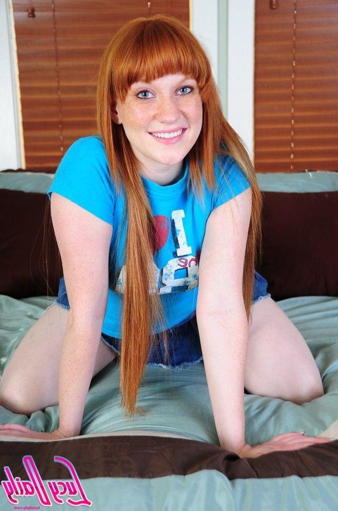 20P Pictures of teen porn girl Lucy Daily spreading her legs for sex
