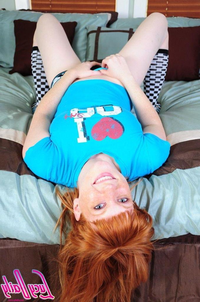 20P Pictures of teen porn girl Lucy Daily spreading her legs for sex