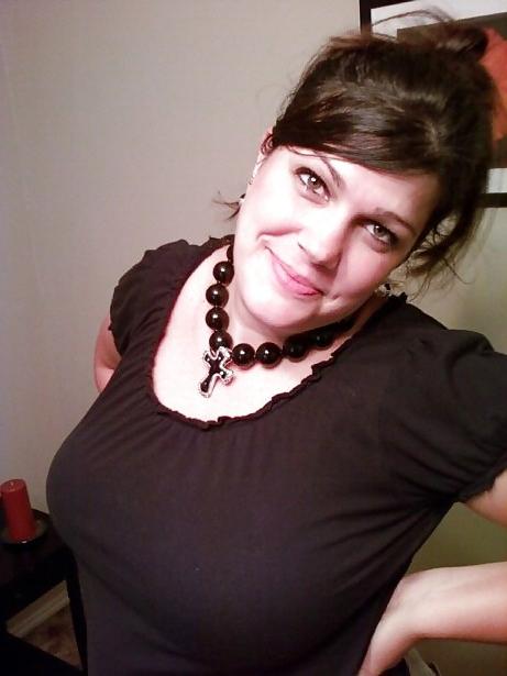 20P MILF Swallows