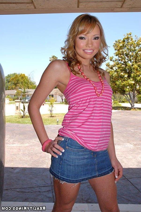 20P Pictures of a horny blond getting fucked hard