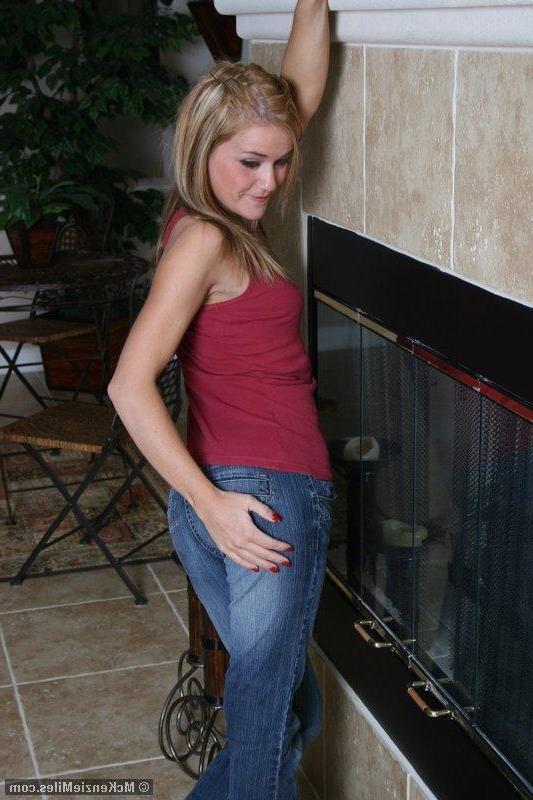 20P Pictures of teen girl McKenzie Miles stripping naked for you