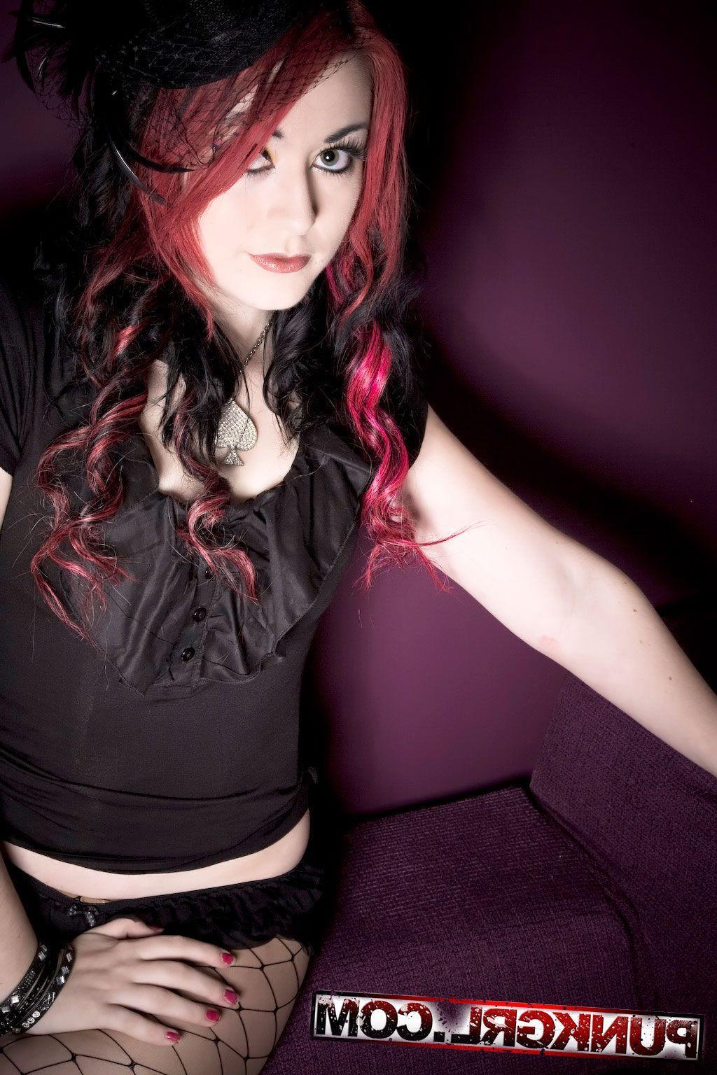 20P Pictures of punk girl Miss Kitty dressed as a sexy widow