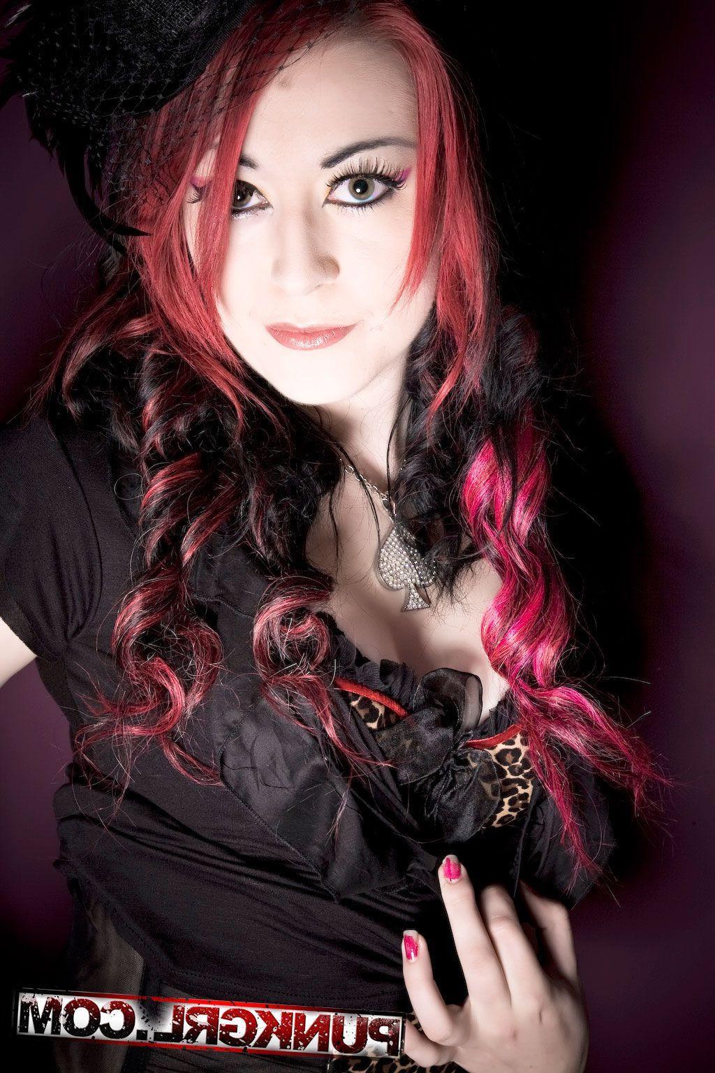 20P Pictures of punk girl Miss Kitty dressed as a sexy widow