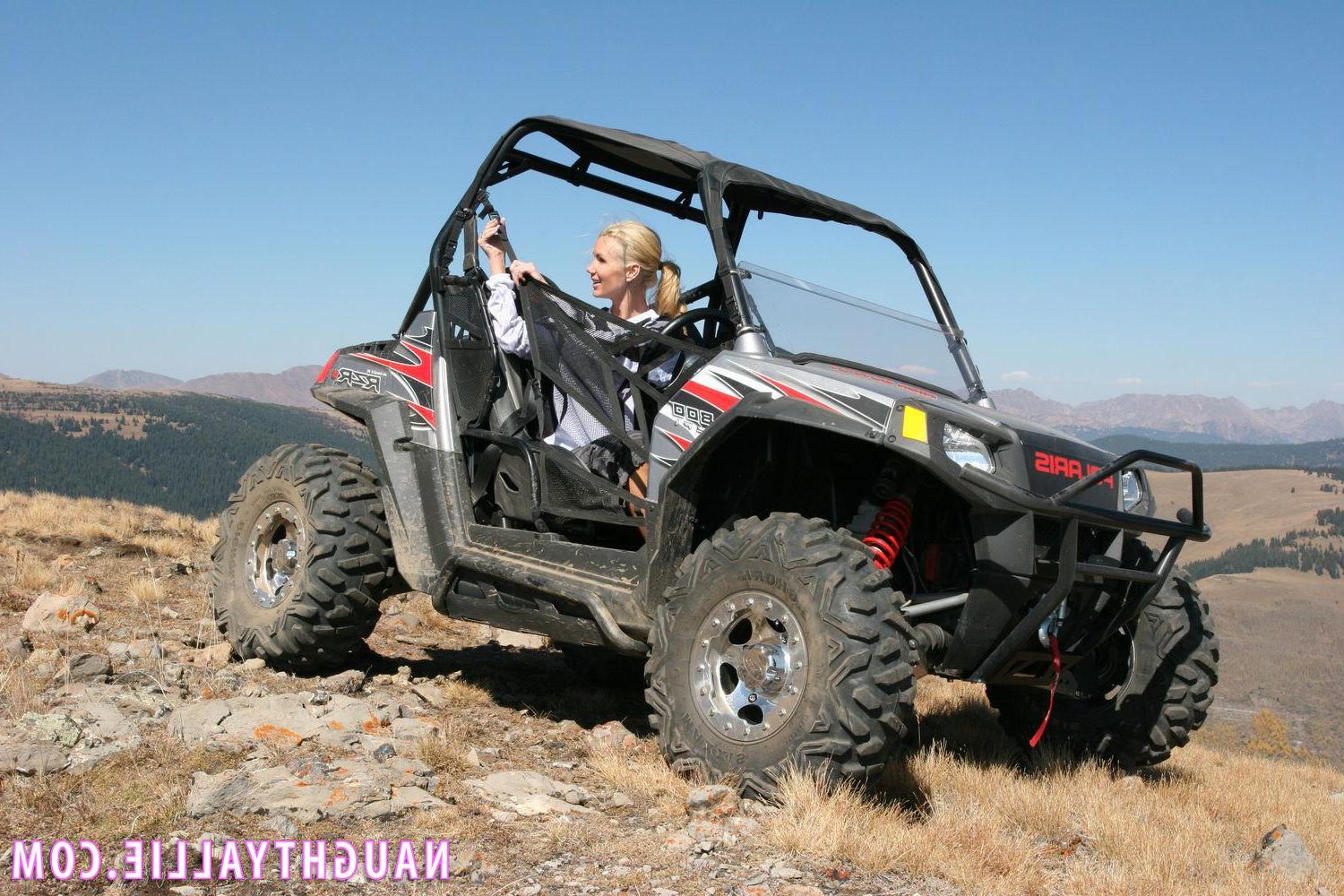 20P Blonde babe Naughty Allie gets naked while off-roading