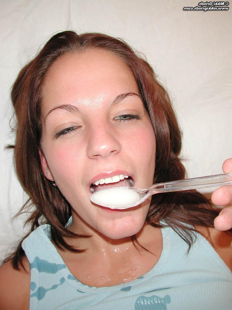 25P Pictures of two teen girls playing with spoonfuls of jizz