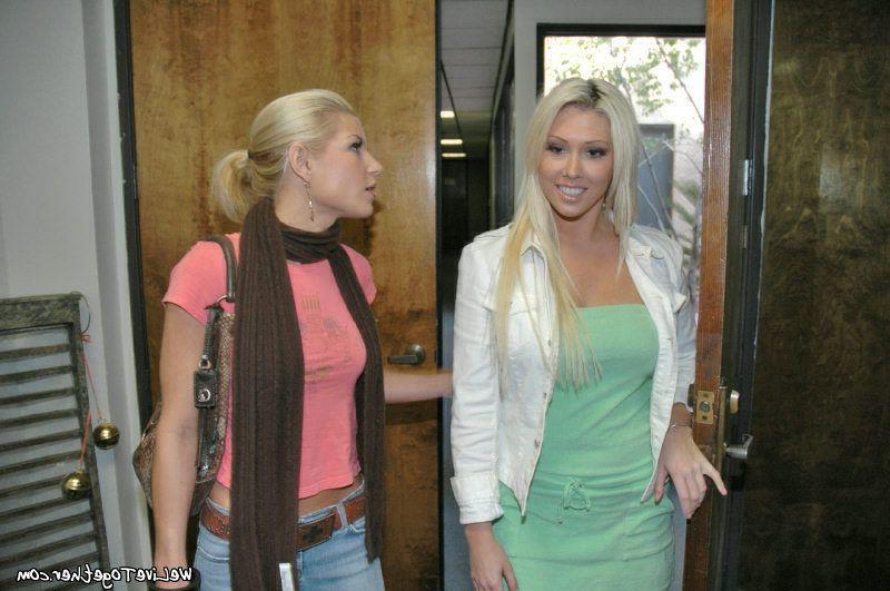 20P Pictures of three horny teen girls enjoying delicious pussy