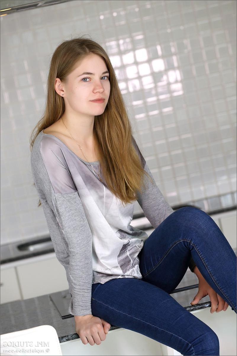12P MPL Studios Presents Paloma in "Alone At The Bar"