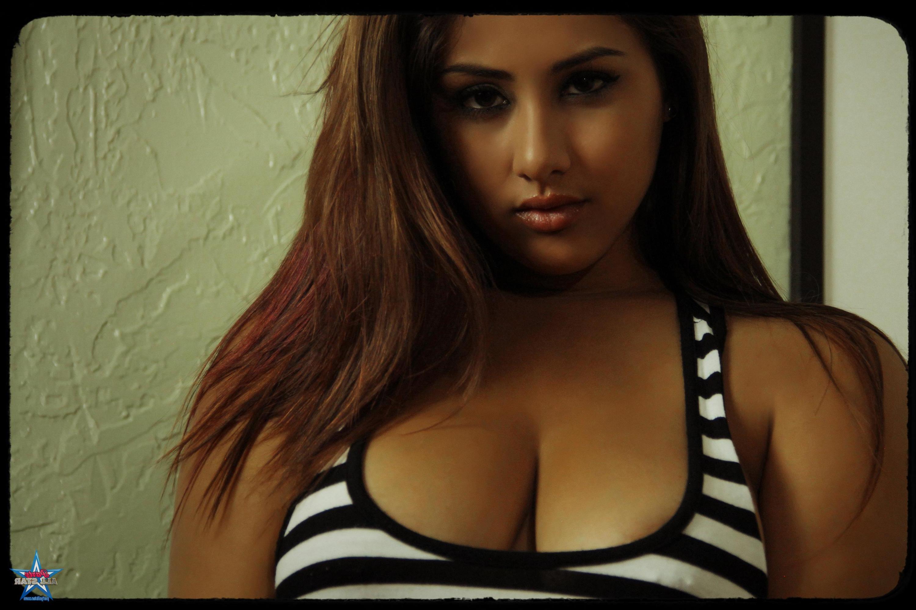 16P Teen hottie Pookie strips and teases in "Braless and Flawless"