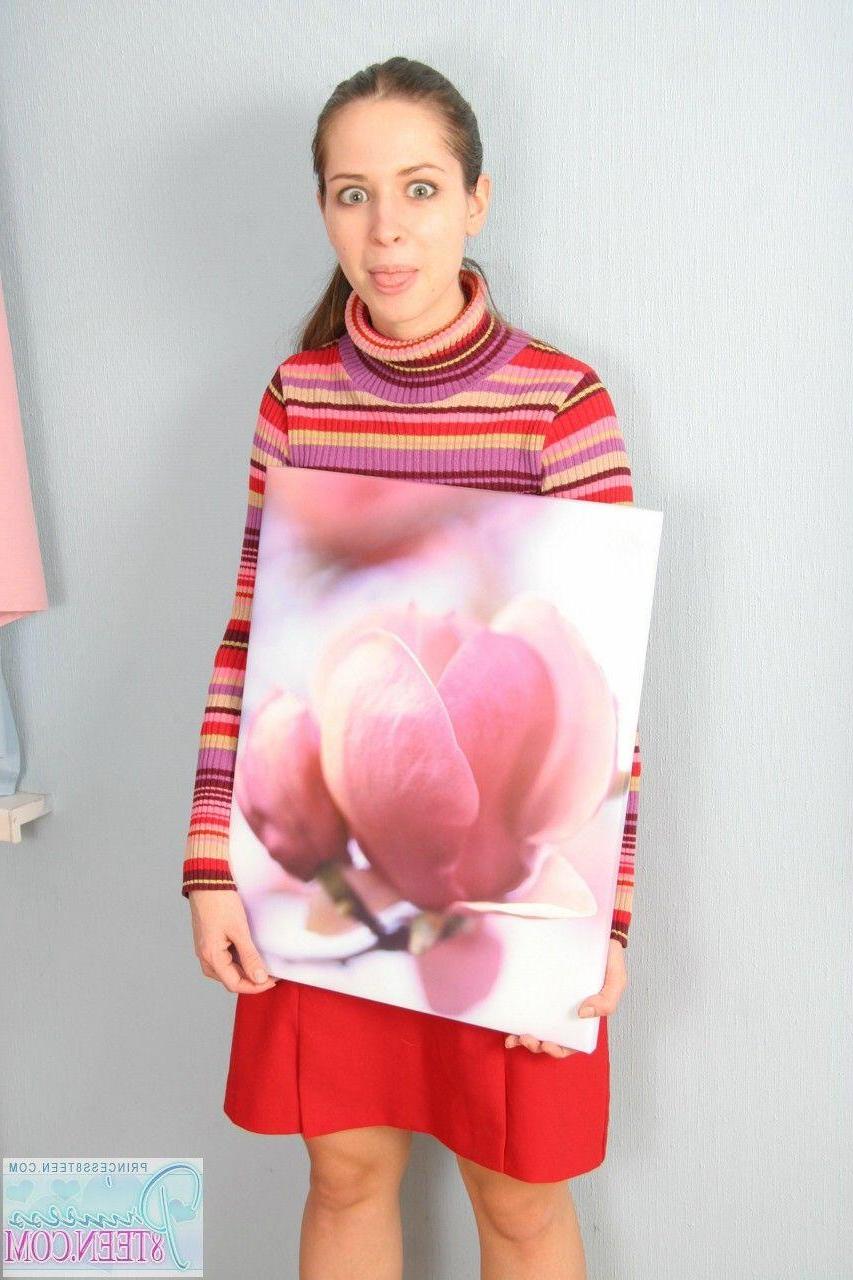 15P Pictures of teen cutie Princess 8Teen exposing her tits