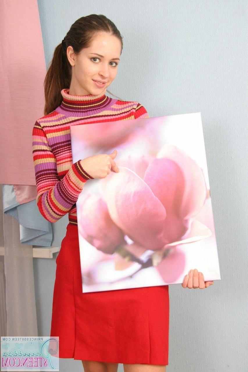 15P Pictures of teen cutie Princess 8Teen exposing her tits