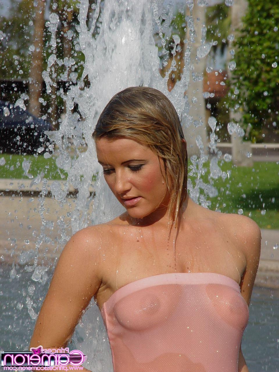 15P Pictures of teen cutie Princess Cameron getting all wet for you