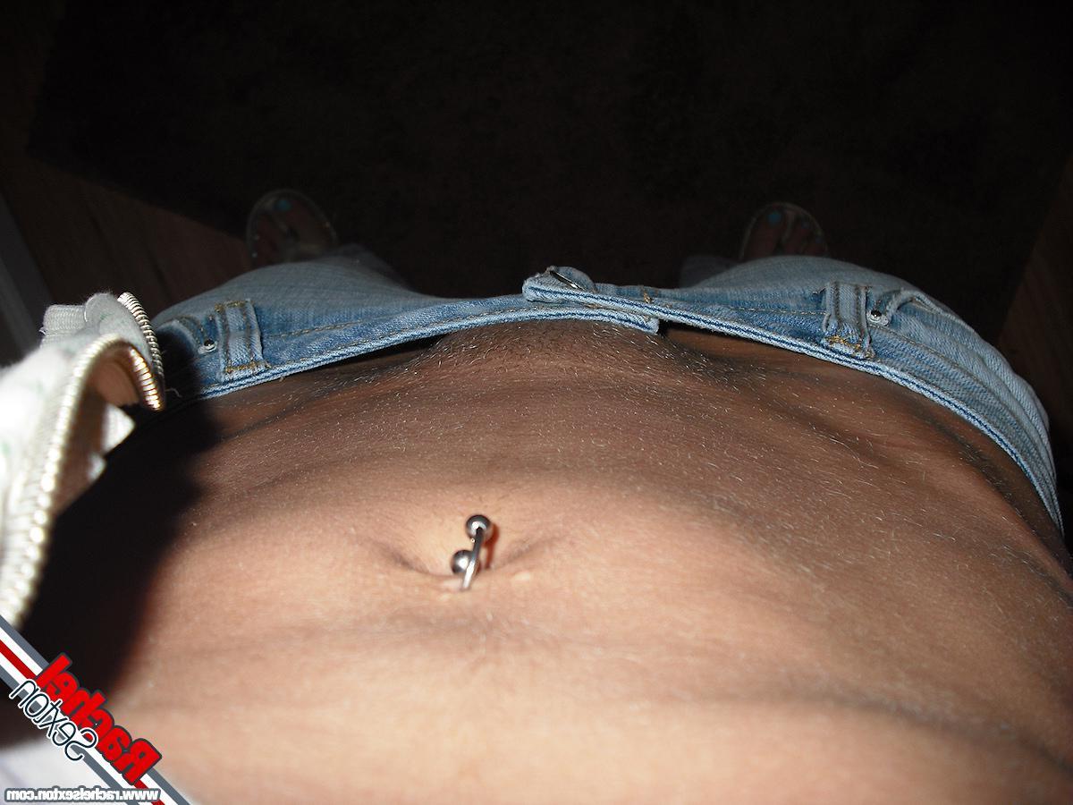 15P Pictures of teen amateur Rachel Sexton taking hot pics of herself