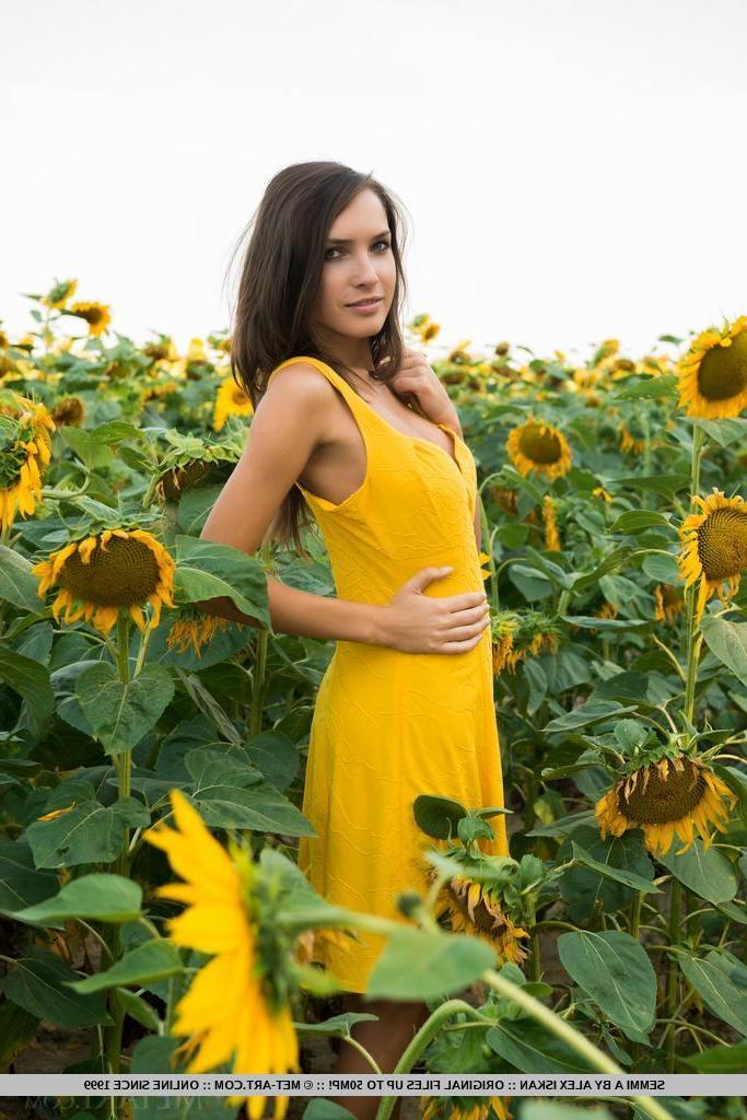18P Brunette teen Semmi A gives you her pretty flower in the garden