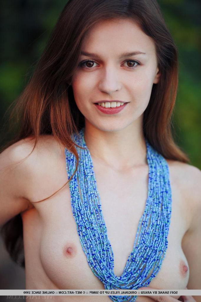 18P Pretty girl Sofi Shane reveals her hot nude body in "Tridal"