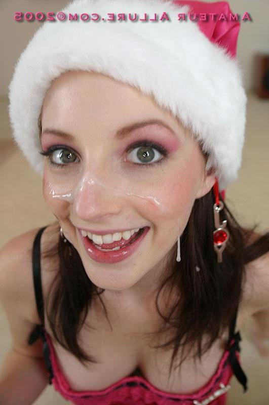16P Pictures of Tabetha giving a hot christmas treat