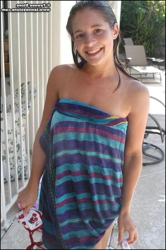 20P Tawnee Stone slips out of her cherry bikini and goes skinny dipping