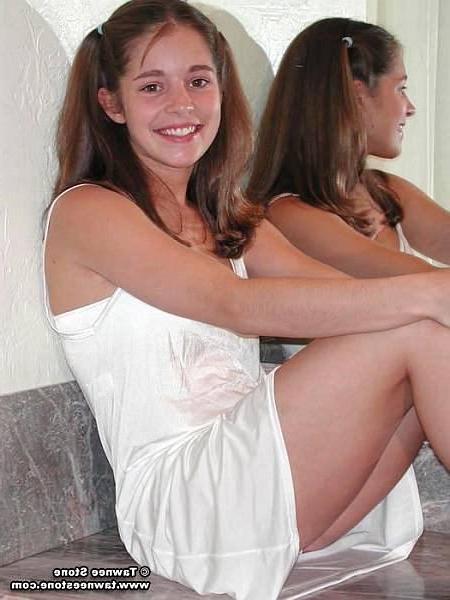 18P Tawnee gets naked in bathroom