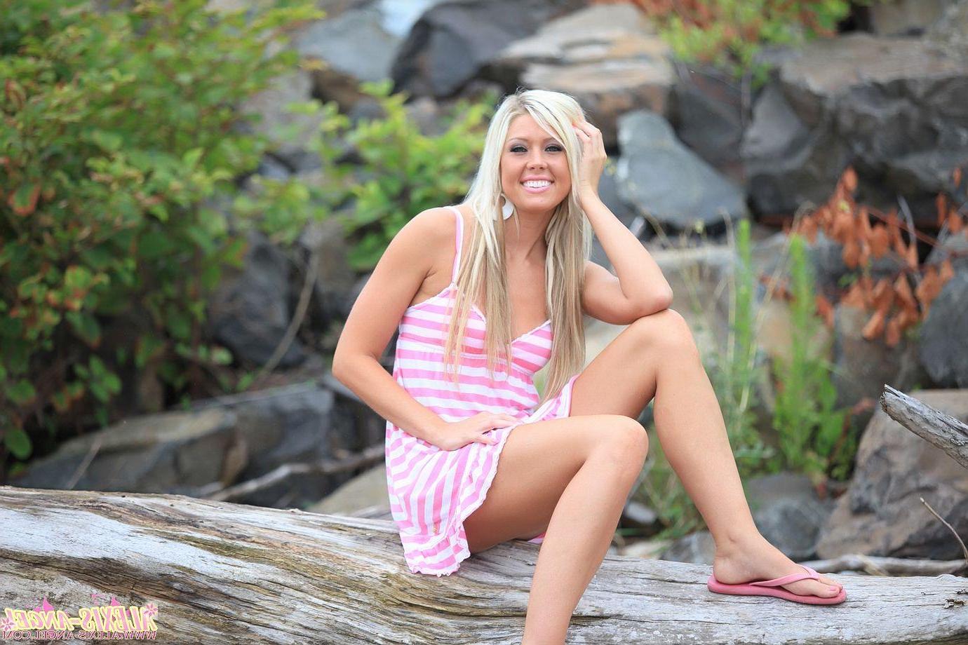 16P Pictures of teen porn girl Alexis Angel spreading her legs for your cock