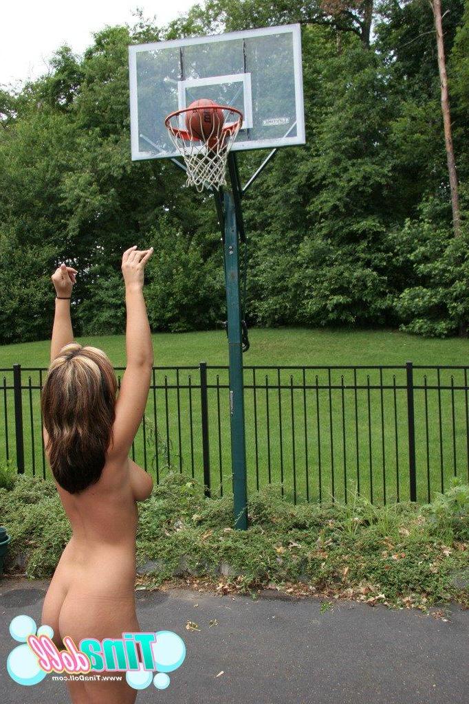 15P Tina Doll lets her huge boobs bounce while she plays basketball