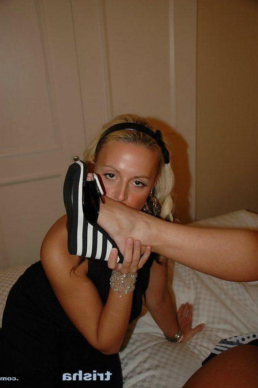 20P Pictures of Trisha Uptown going at it with her hot girlfriend