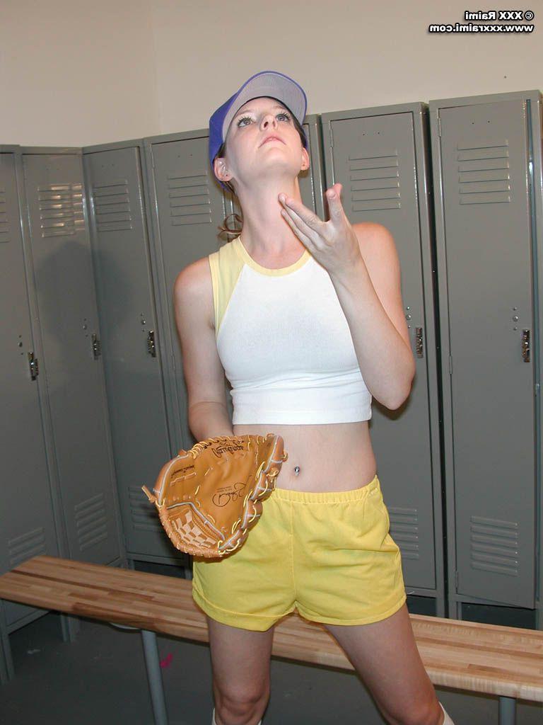 20P Pictures of teen XXX Raimi being a cutie in the locker-room