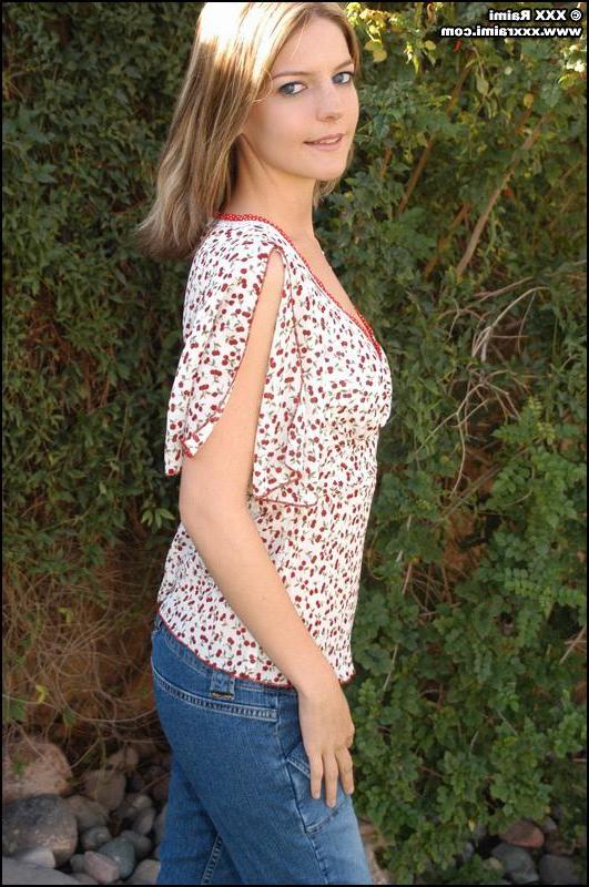 20P Pictures of teen girl XXX Raimi stripping in the back yard