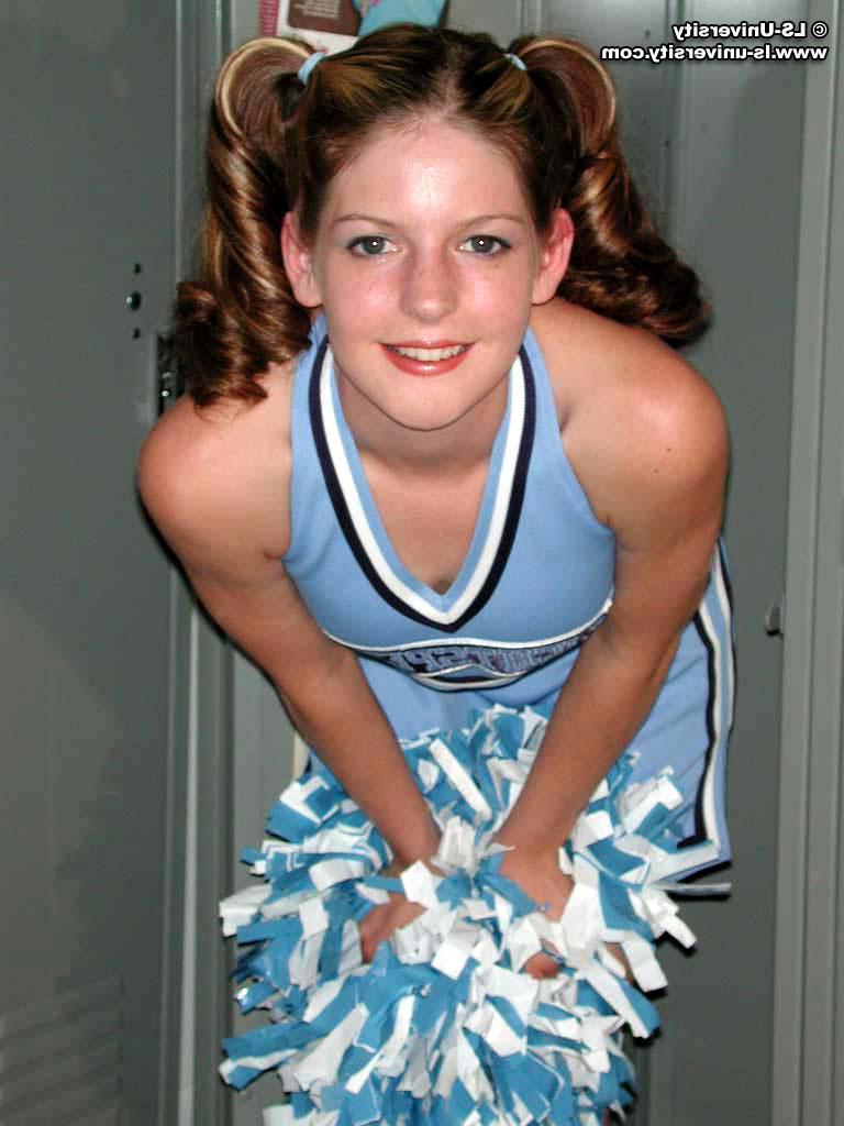 19P Pictures of a cute cheerleader flashing her tits in the locker room