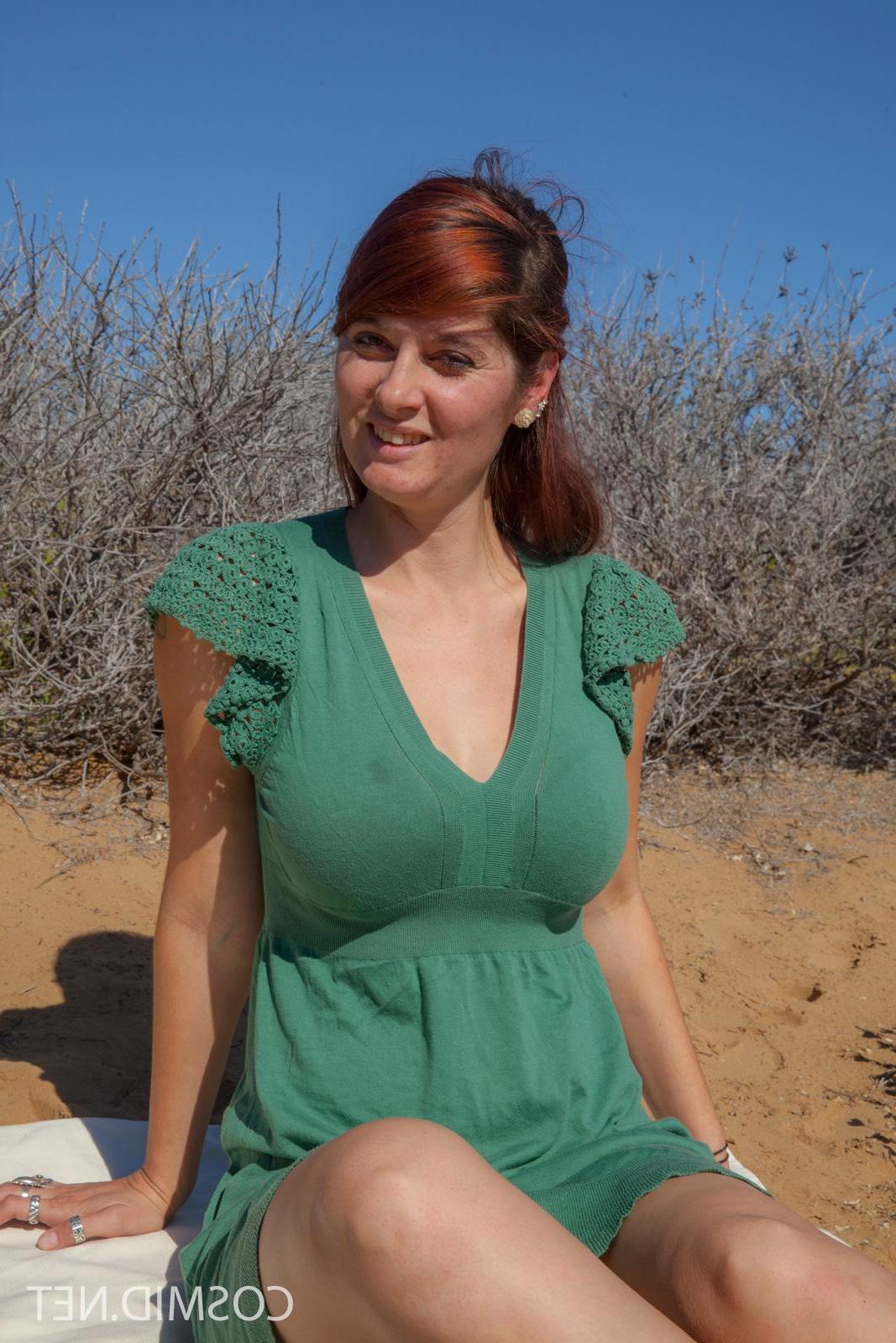 16P Redhead girl Ashlyn Brooks invites you on a private picnic on the beach