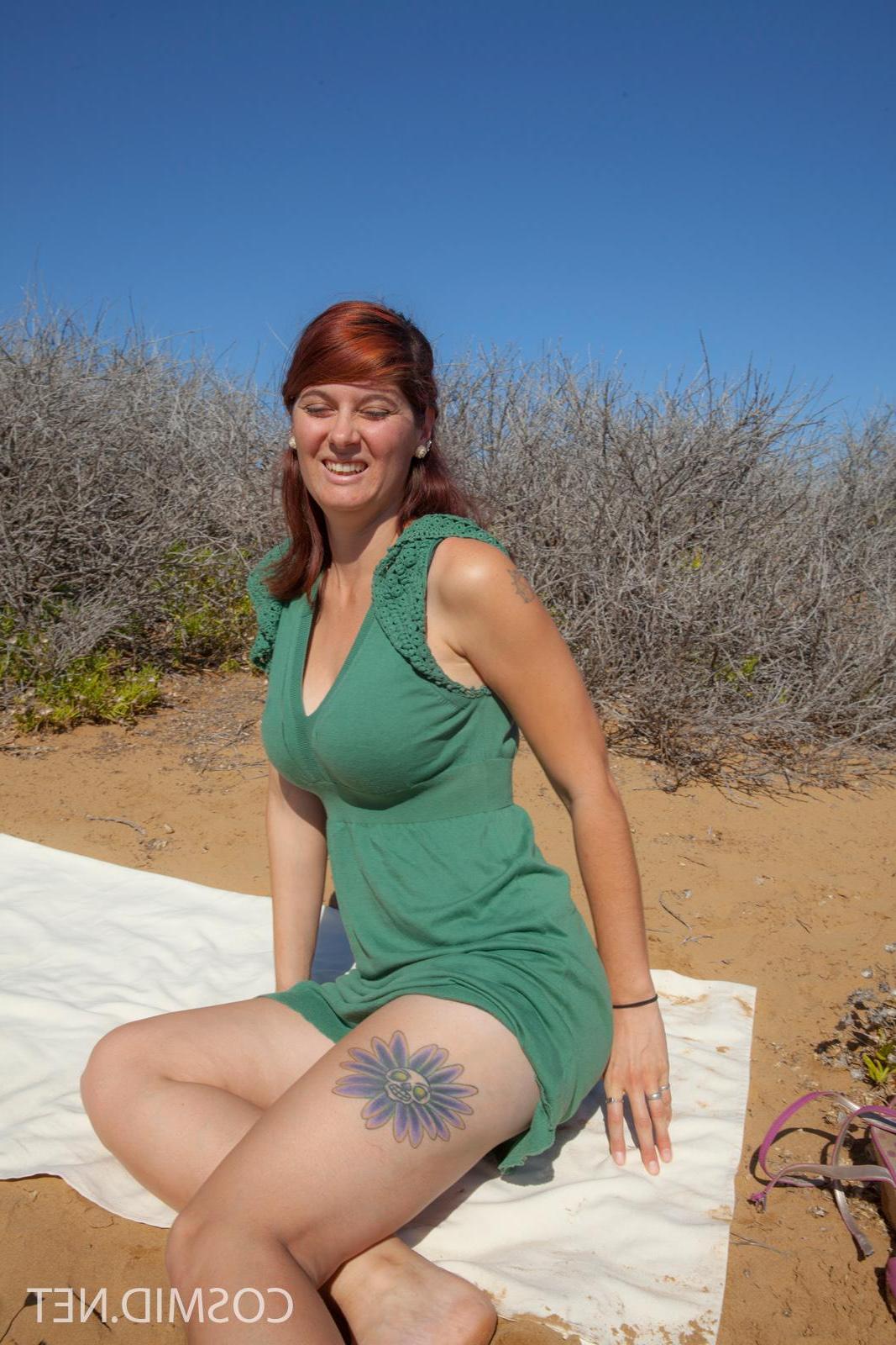 16P Redhead girl Ashlyn Brooks invites you on a private picnic on the beach