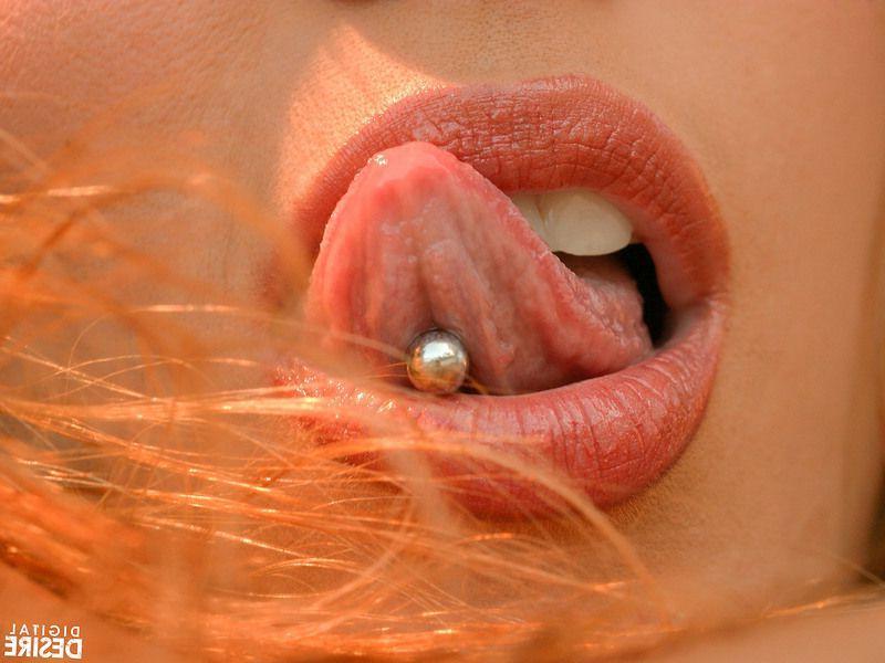 12P Pictures of hot girls teasing with their bodies