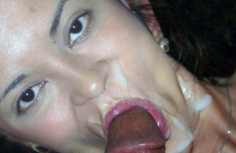 15P Pictures of a hot girlfriend sucking her bfs cock
