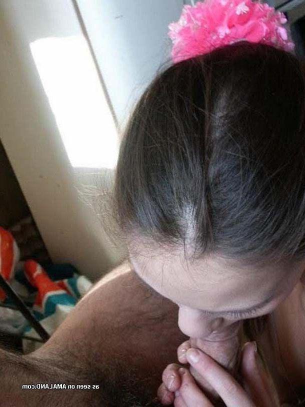15P Pictures of a hot and horny girlfriend loving the jizz