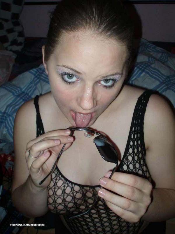 15P Pictures of a hot girlfriend getting jizzed on