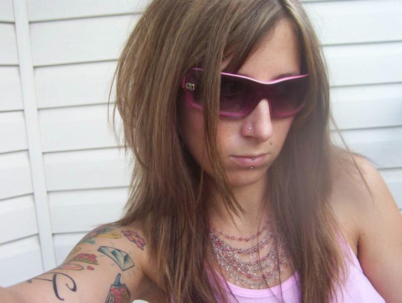 14P Tattooed girlfriend spreading and playing with her pussy