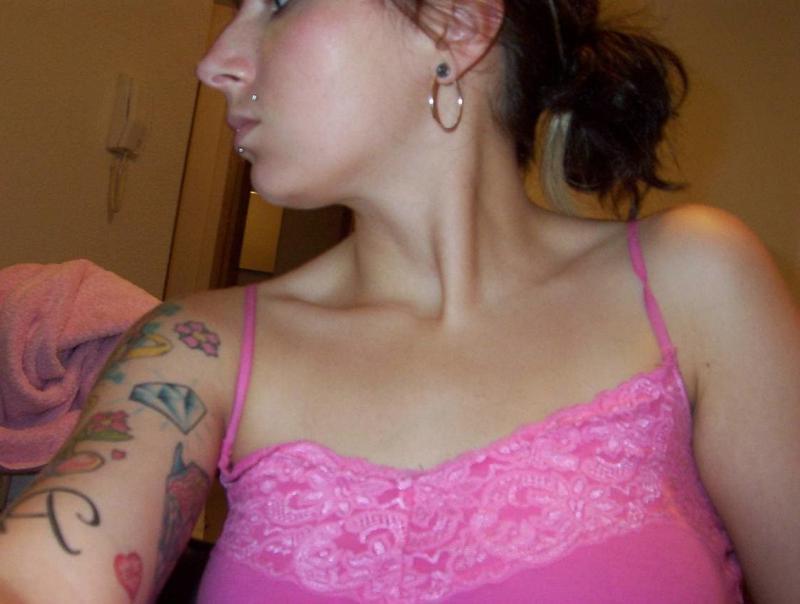 14P Tattooed girlfriend spreading and playing with her pussy