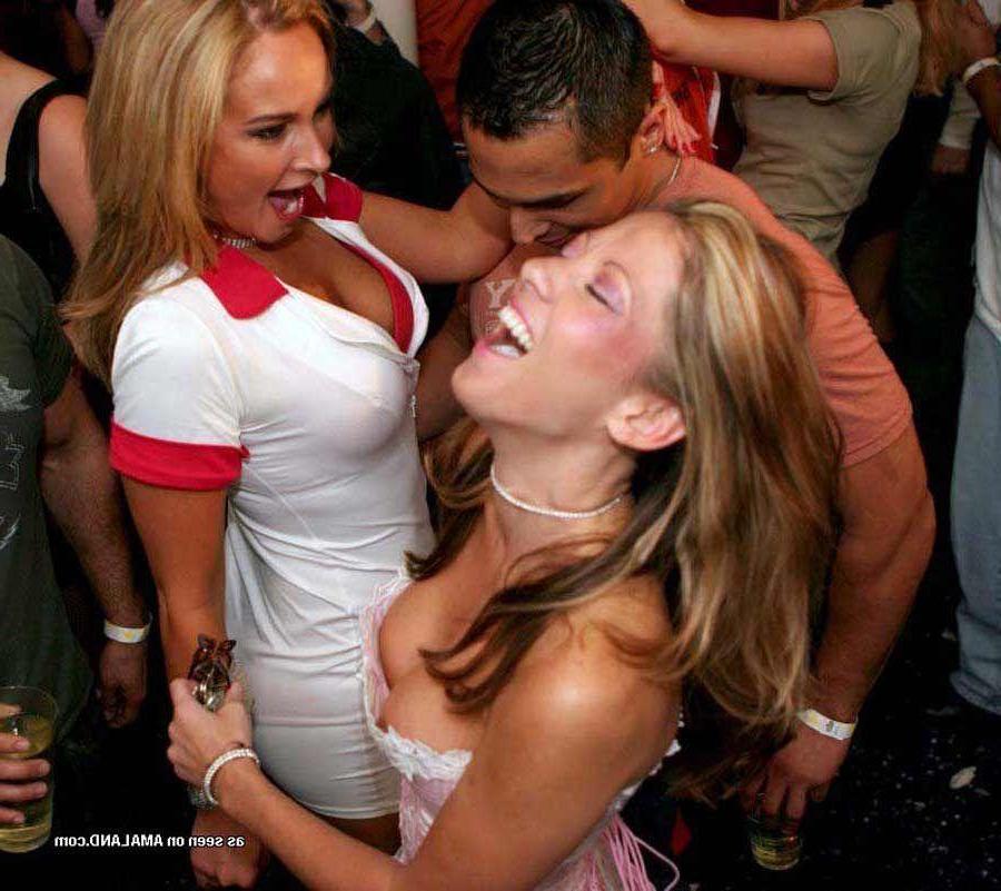 16P Pictures of hot teen girls going at it with each other