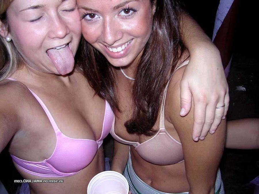 16P Pictures of hot teen girls going at it with each other