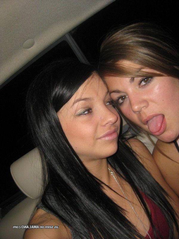 15P Pictures of hot teen girls getting it on
