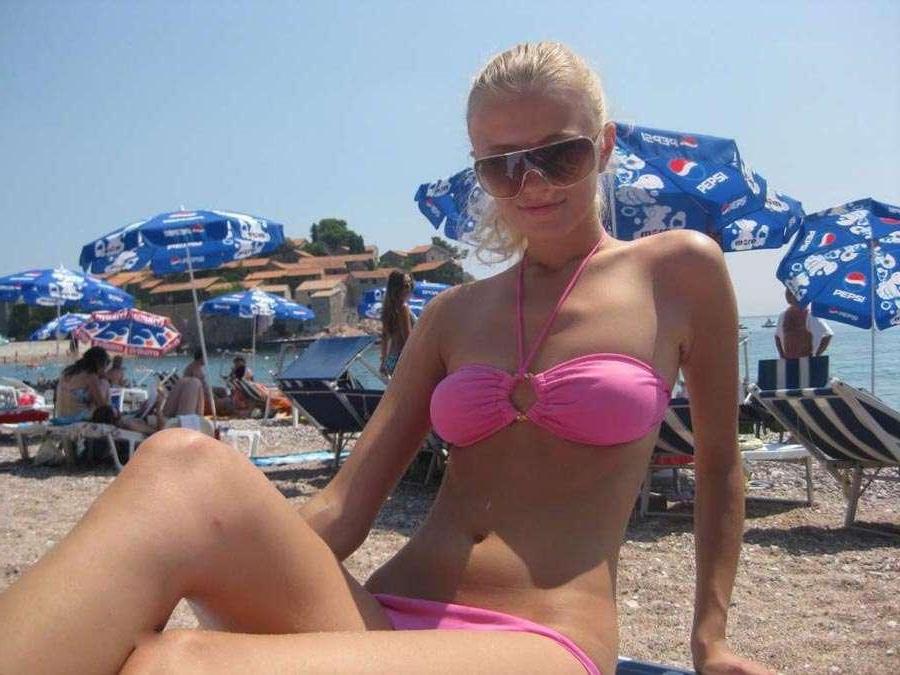 16P Gorgeous blonde teen wearing sexy bikinis at the beach